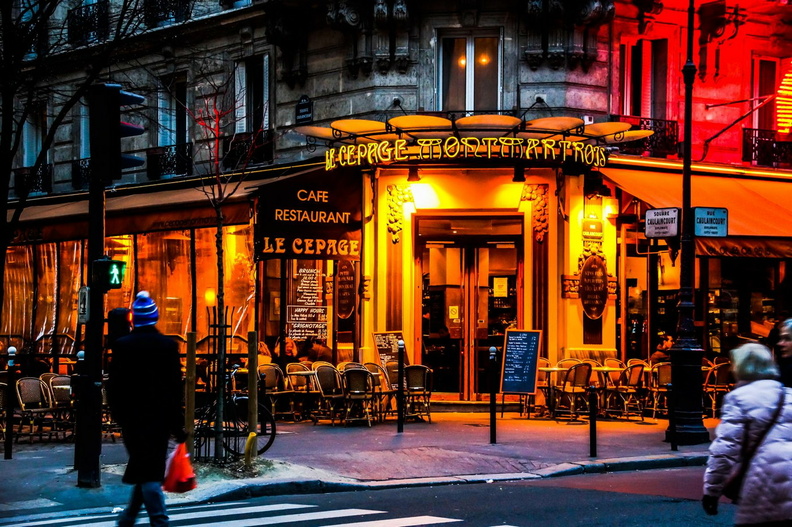 Cafe "Orange" am Montmartre