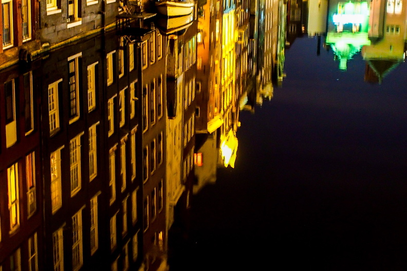 Amsterdam at Night_3-99.jpg