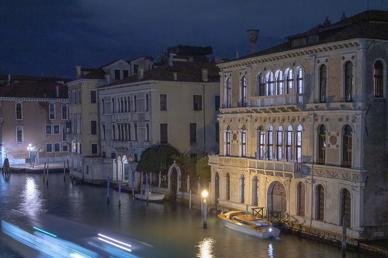an der Accademia-brücke Venedig 2019
