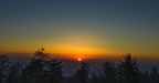 Sonnenuntergang auf der Hornisgrinde mit nahezu allen Spektralfarben