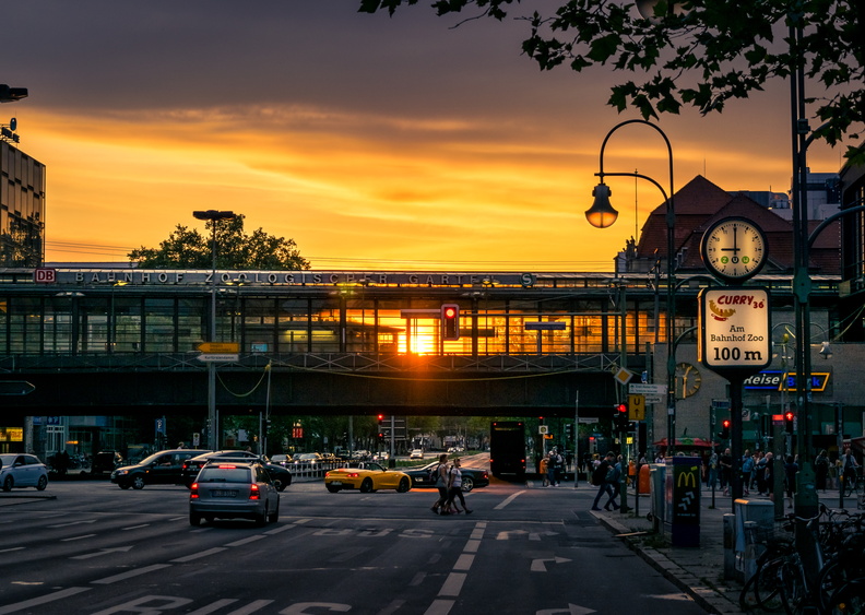 Berlin: Sonnenuntergang 21:03