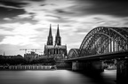 Köln: Dom an einem grauen Herbsttag