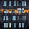 Stuttgart: Fassade in schwarz