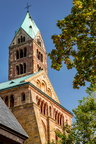 Dom zu Speyer: Blick zur Zwerggalerie am Querhaus