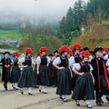 im traditionellen Outfit zur Konfirmationsfeier           (24_Kirnbach)